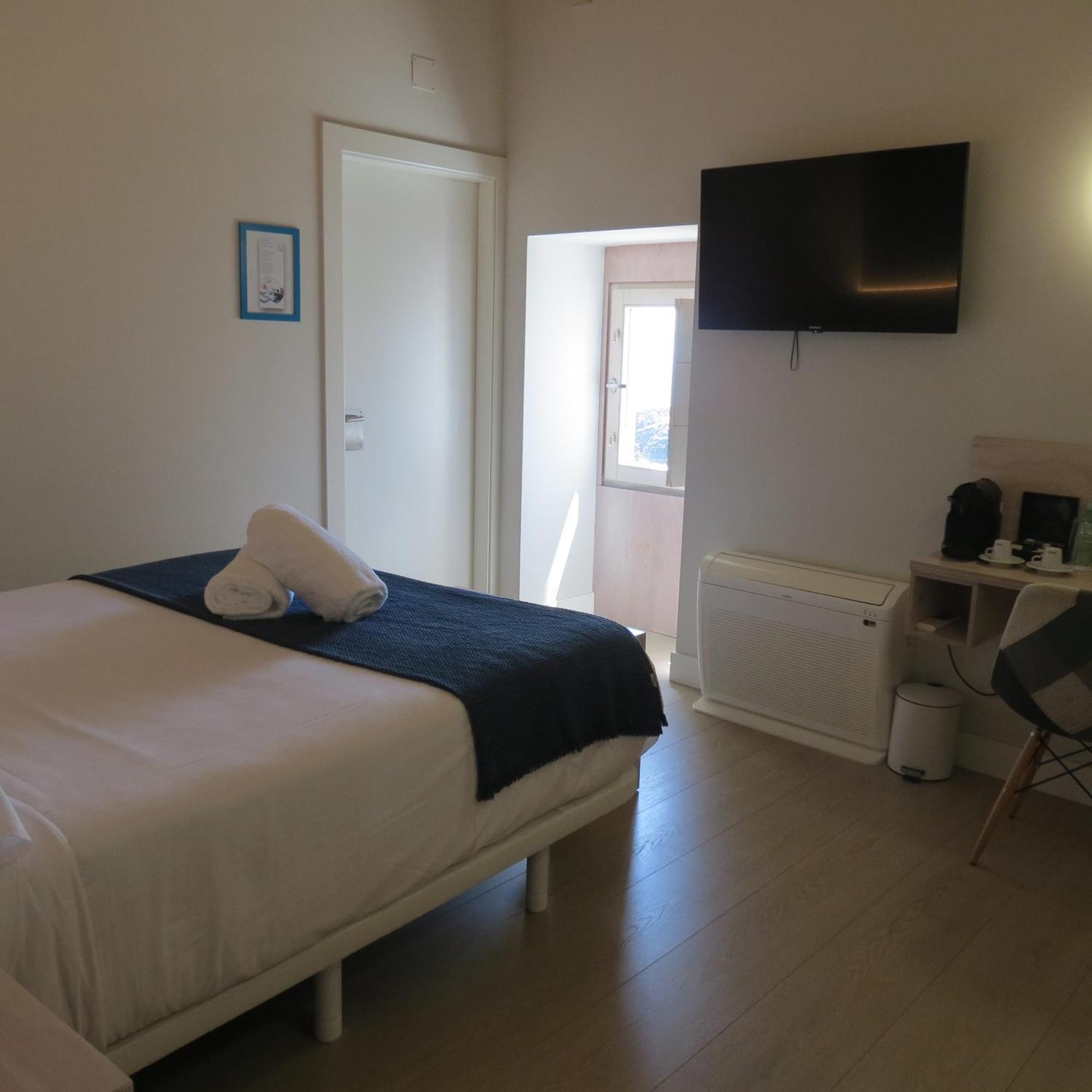 Hotel Tematico Do Banco Azul Финистере Екстериор снимка